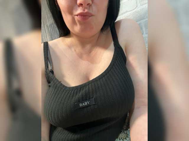 Ksenia45's BongaCams show and profile