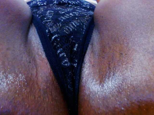  SEXYBOOSTY27 chat room