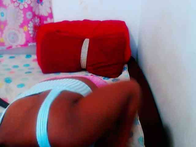 SEXYBOOSTY27 webcam