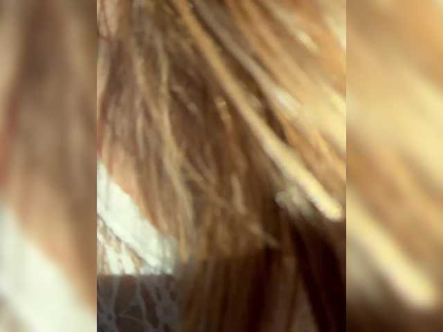 Sex chat gratuit in direct cu RoxyJet pe BongaCams