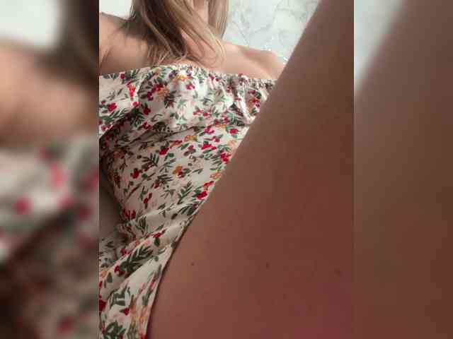 live voyeur cam RoxyJet