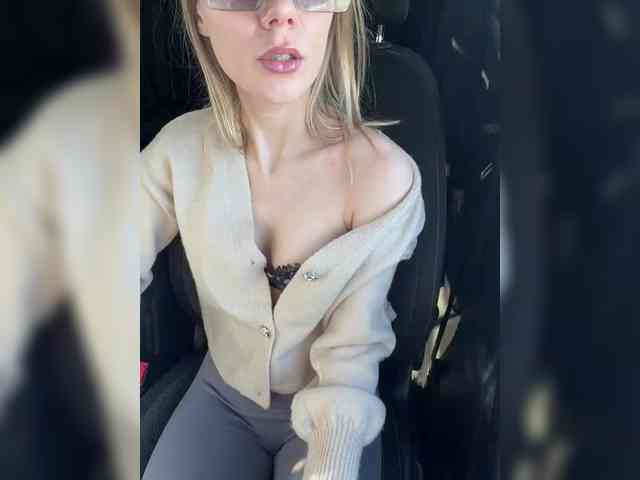 RoxyJet Live Webcam on BongaCams