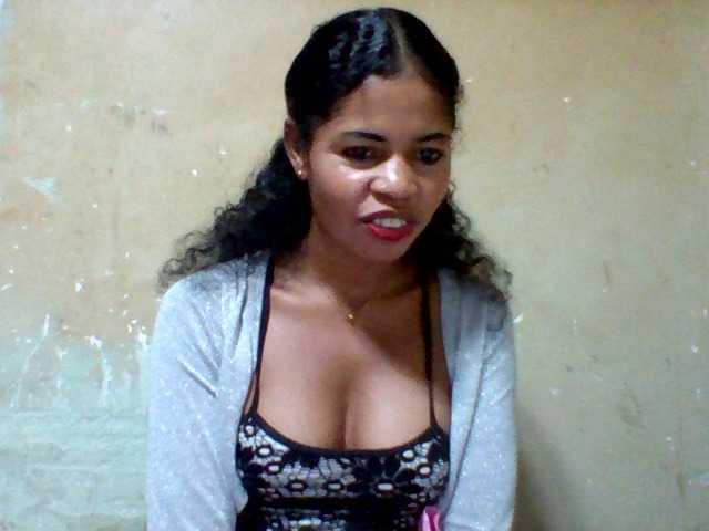 Hanta11, une amatrice française avec qui discuter et avoir du sexe