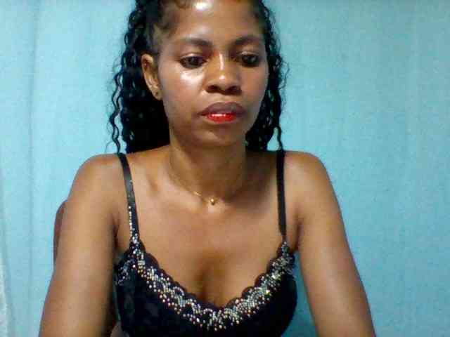 Hanta11 Live Webcam on BongaCams