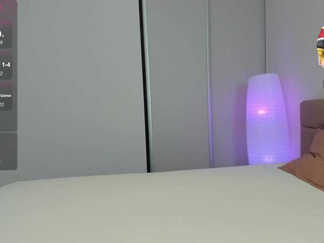 le modèle elysiastorm est en webcam porno dans un show sur le site bongacams, il possède les tags suivants: White/Caucasian,Brunette,Shaved