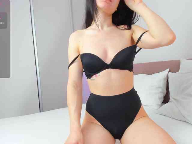 elysiastorm Live Webcam on BongaCams