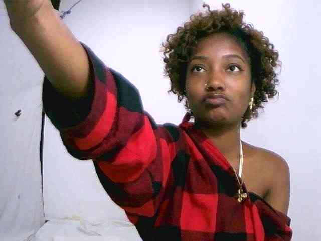 Chocolatedoll webcam