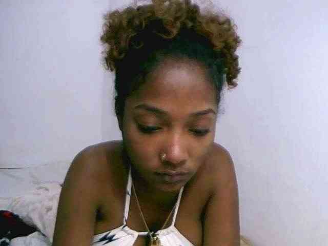 Chocolatedoll webcam