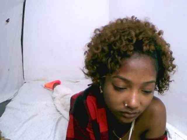 Chocolatedoll webcam