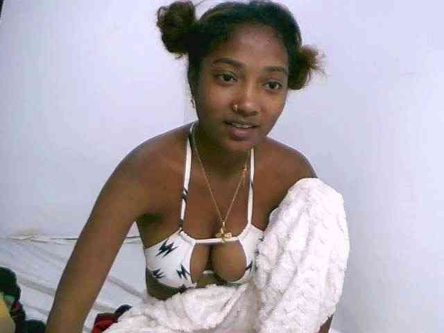 Chocolatedoll webcam