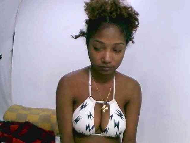 Chocolatedoll webcam