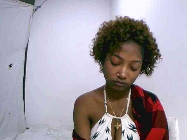 Chocolatedoll webcam
