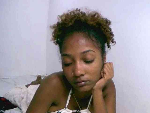 Chocolatedoll webcam