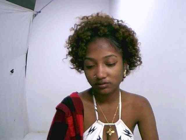 Chocolatedoll webcam