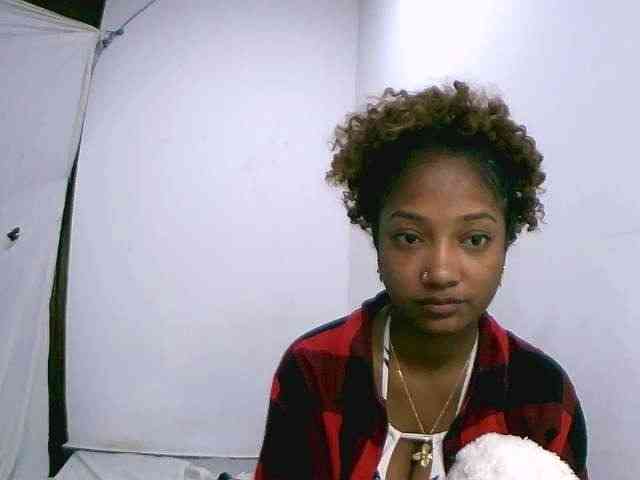 Chocolatedoll webcam