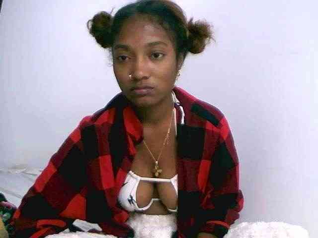 Chocolatedoll webcam