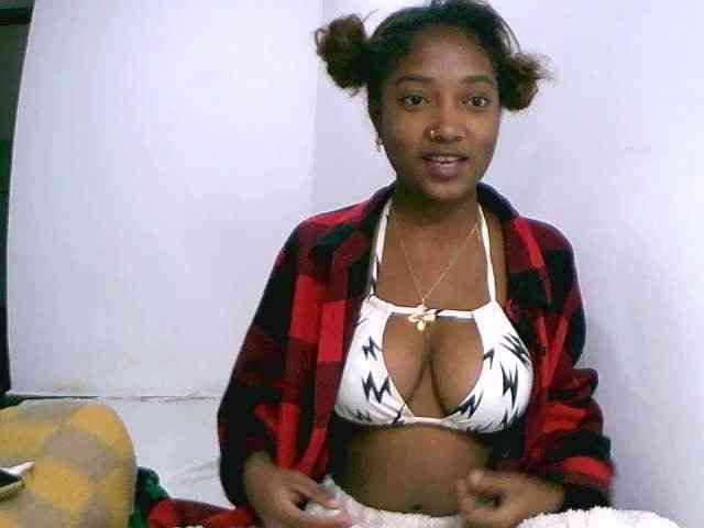 Chocolatedoll webcam