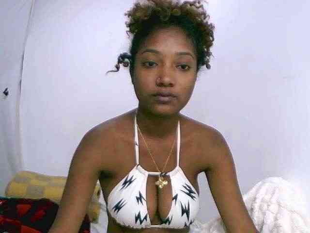 Chocolatedoll webcam