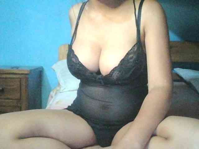 HoTGirlie webcam