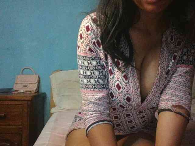 HoTGirlie webcam