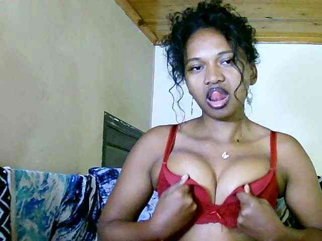 NadiaLoverwy webcam