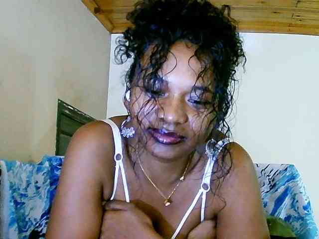 NadiaLoverwy webcam