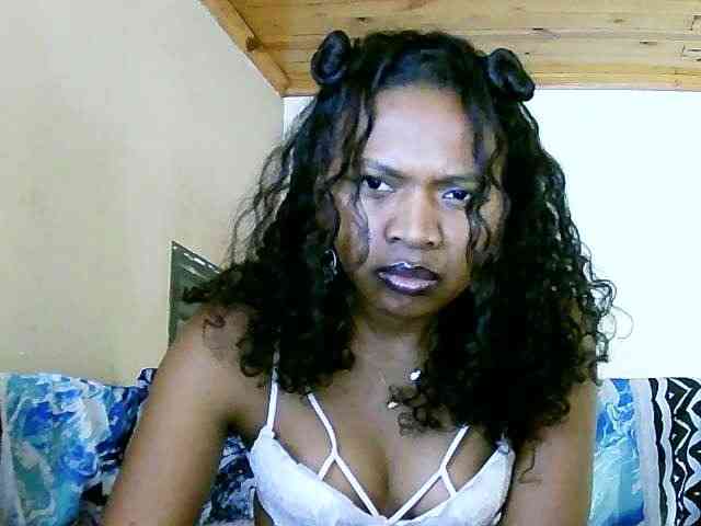 NadiaLoverwy webcam