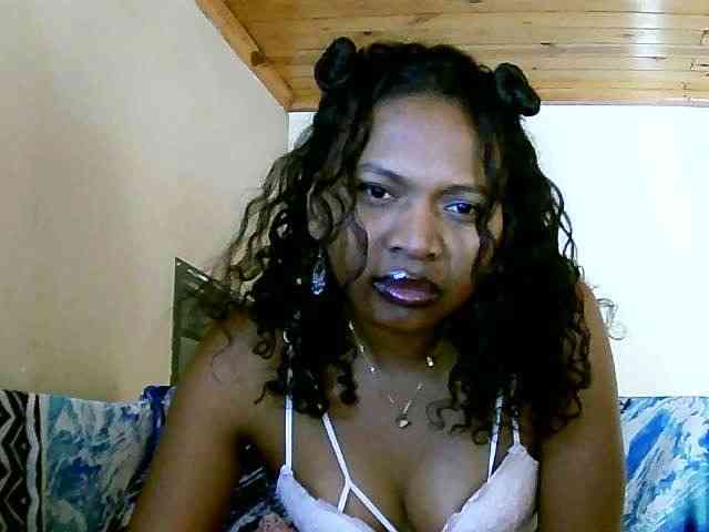 NadiaLoverwy webcam