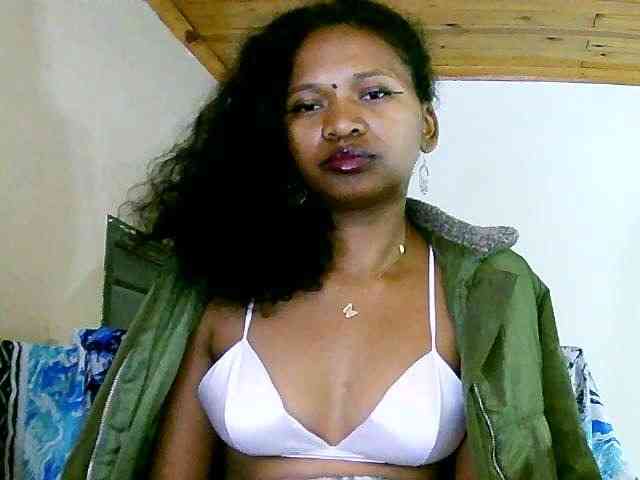 NadiaLoverwy webcam