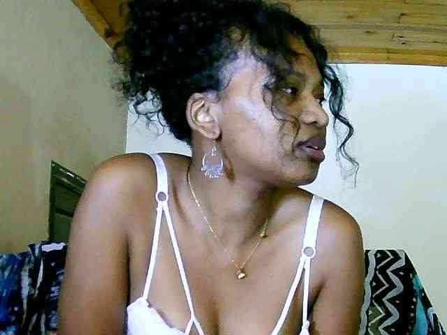 NadiaLoverwy webcam