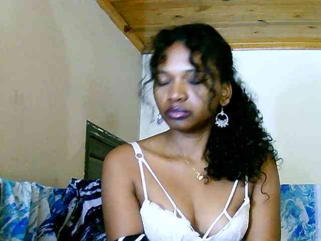 NadiaLoverwy webcam