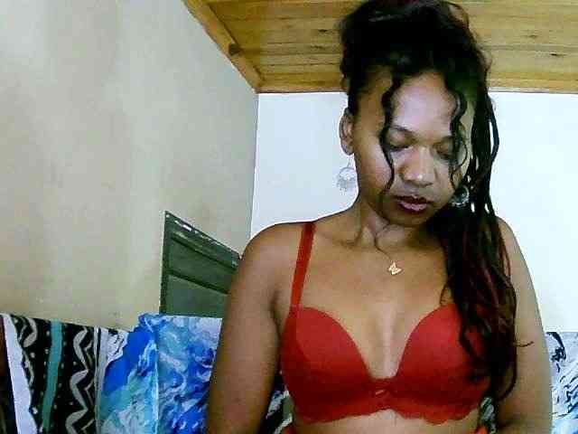 NadiaLoverwy webcam