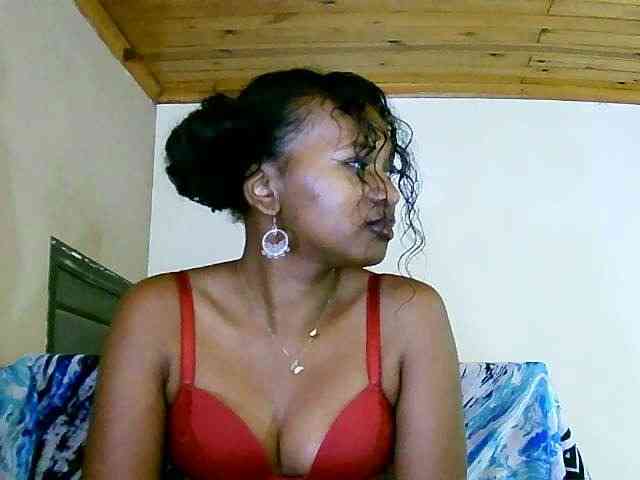 NadiaLoverwy webcam