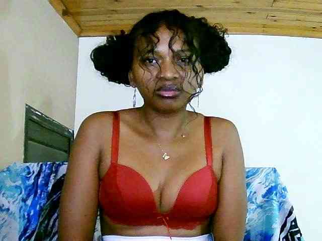 NadiaLoverwy webcam