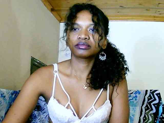 NadiaLoverwy webcam