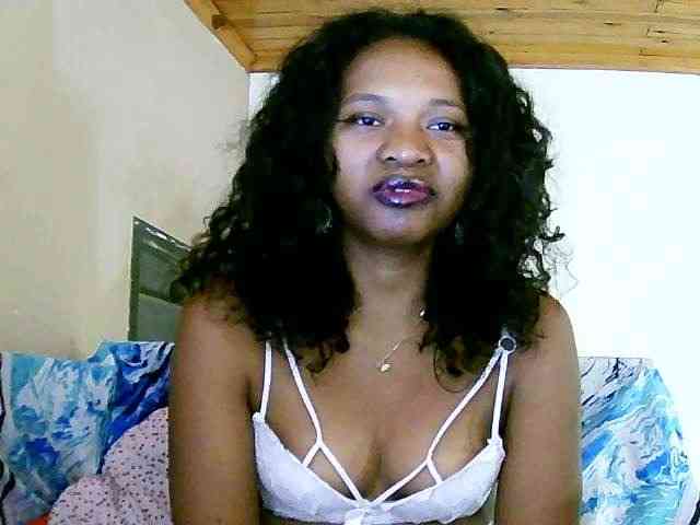 NadiaLoverwy webcam