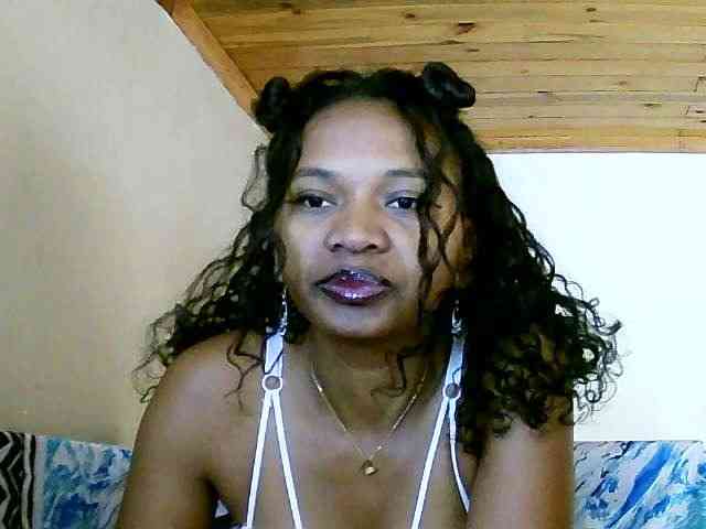 NadiaLoverwy webcam