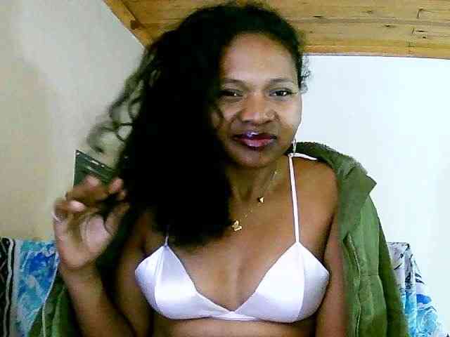 NadiaLoverwy webcam