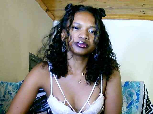 NadiaLoverwy webcam