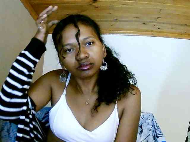NadiaLoverwy webcam
