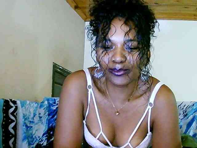 NadiaLoverwy webcam