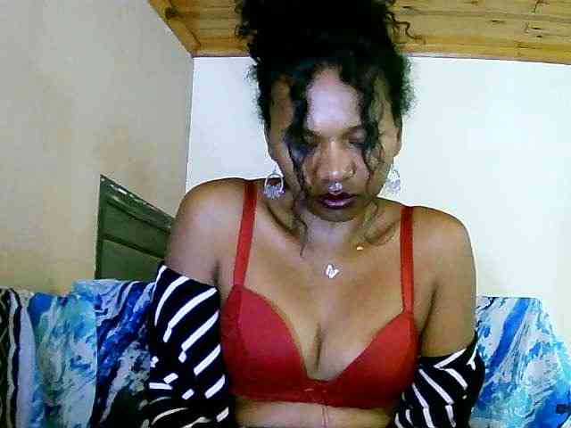 NadiaLoverwy webcam