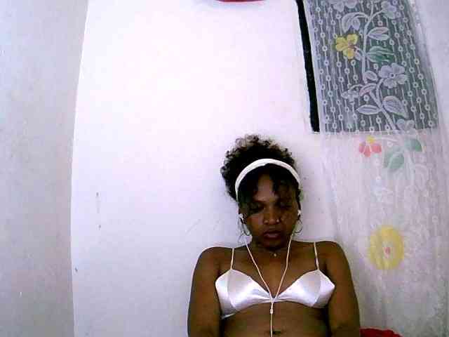 NadiaLoverwy webcam