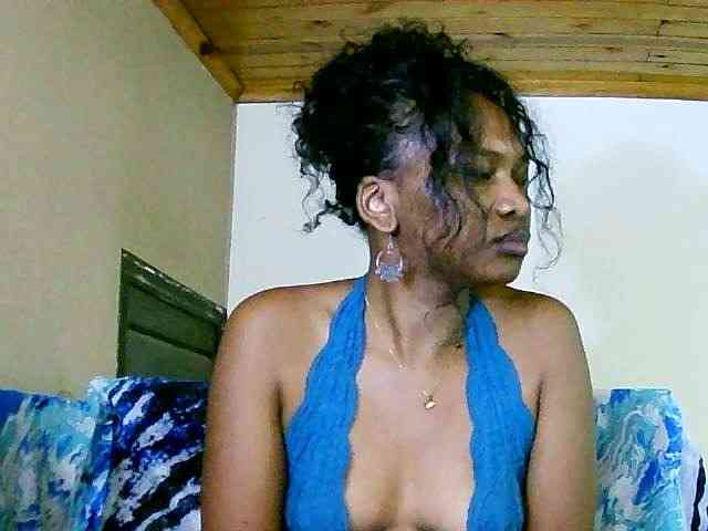 NadiaLoverwy webcam