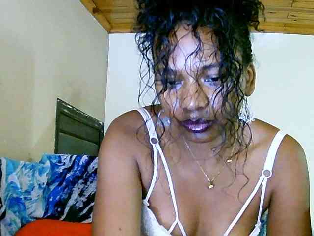 NadiaLoverwy webcam