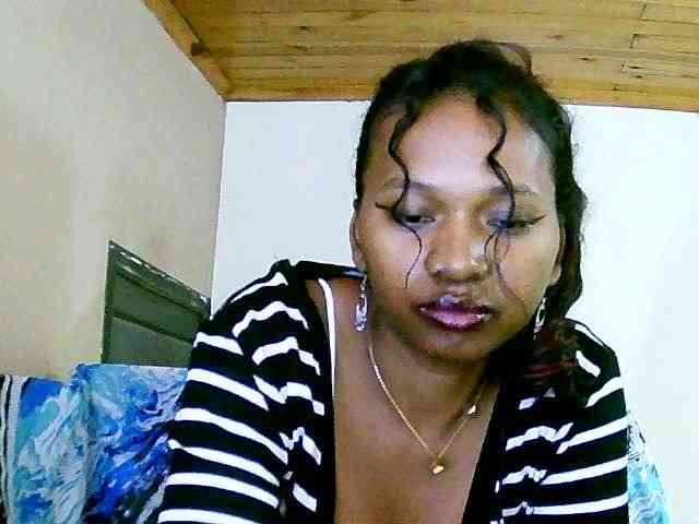 NadiaLoverwy webcam