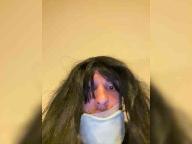 EvaTinny03 Live Webcam on BongaCams