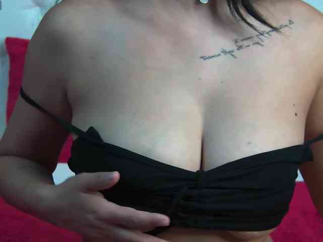 MaiaDylan webcam