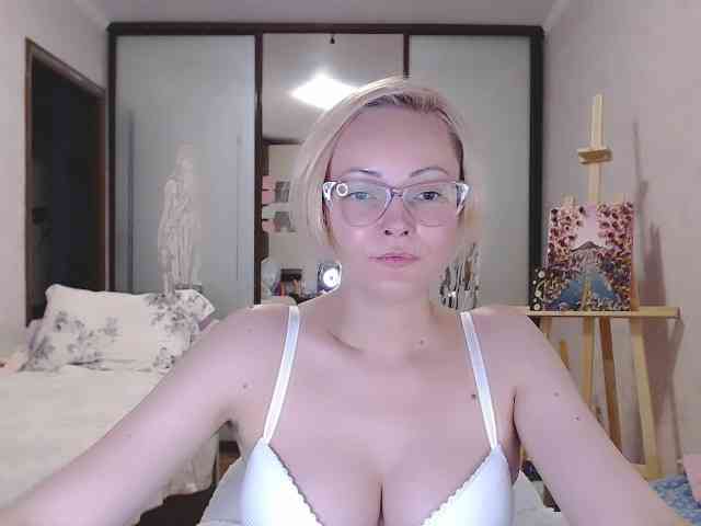 SophieCrush webcam