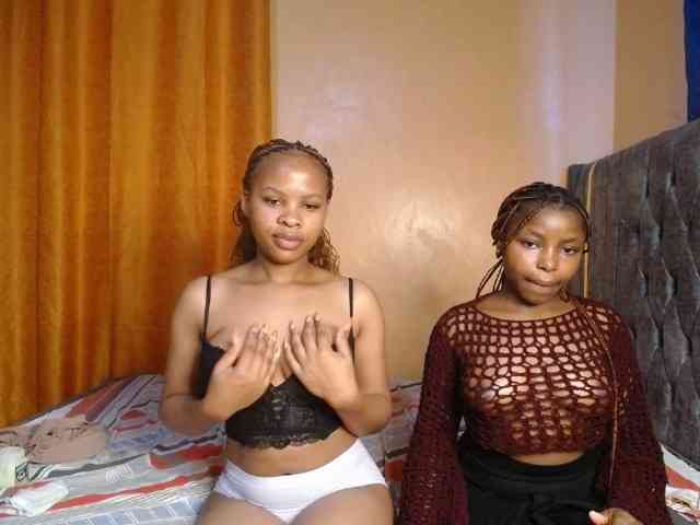 SexxyElsie webcam